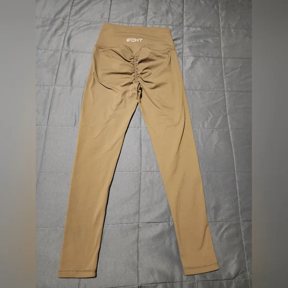 ECHT - Picture 2 of 6